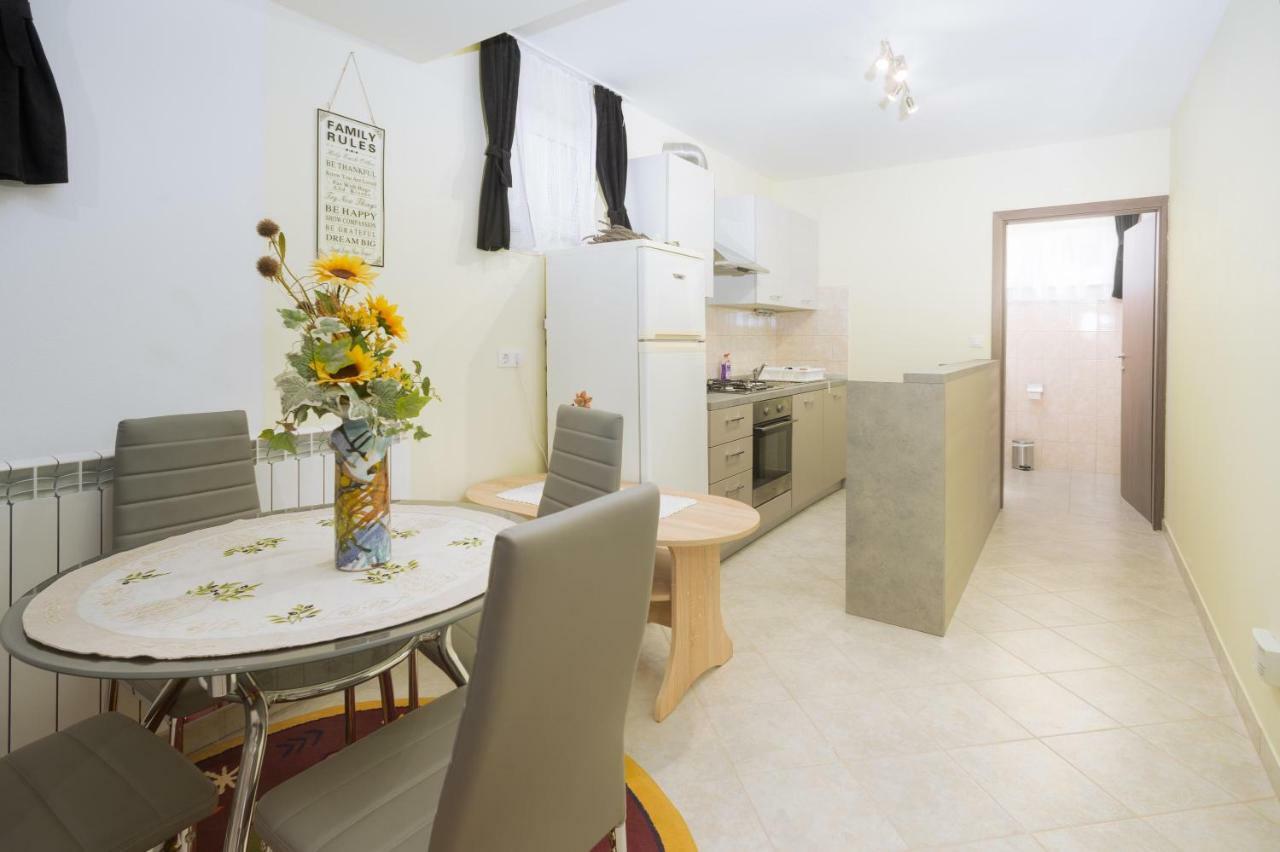 Apartment Zlatko Rovinj Eksteriør billede